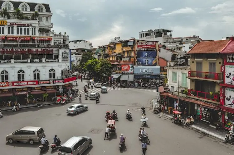 One day in Hanoi to explore the streets with motorbikes