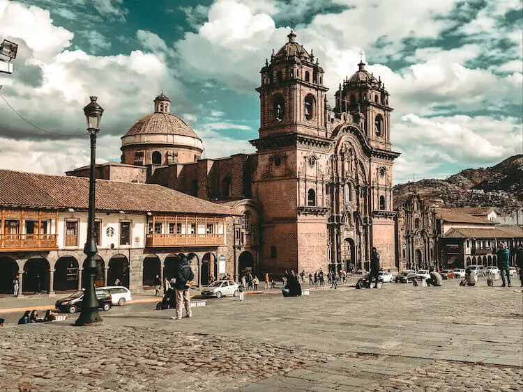 Plaza de Armes at mid-day in Cusco, Peru - Peru itinerary