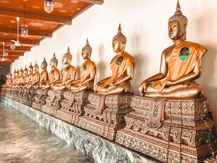 Wat Pho and surrounding temples in Bangkok