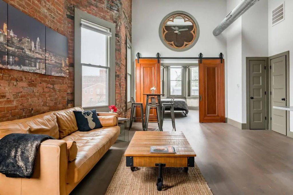 Airbnb Downtown Cincinnati Rustic Chic
