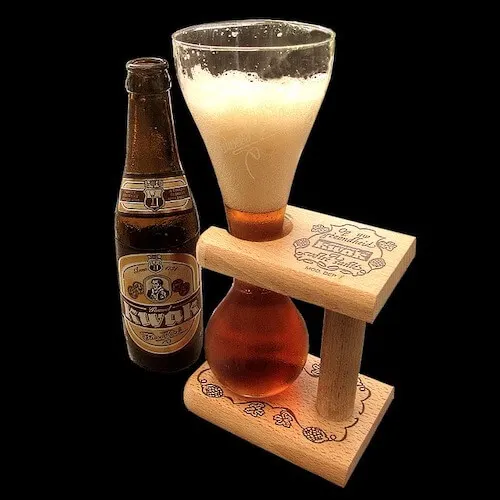 Kwak beer served in hour glass