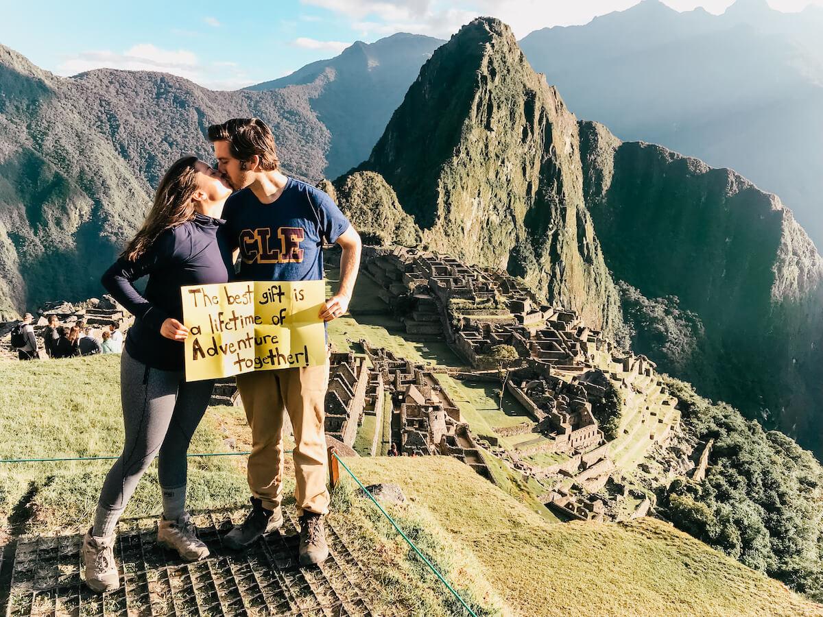 Couple's Travel Bucket List- 25 Bucket List Ideas For Couples Who Travel