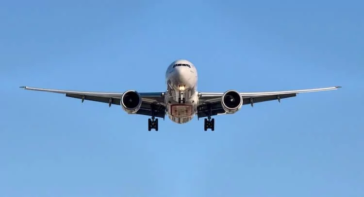 Plane coming in for landing