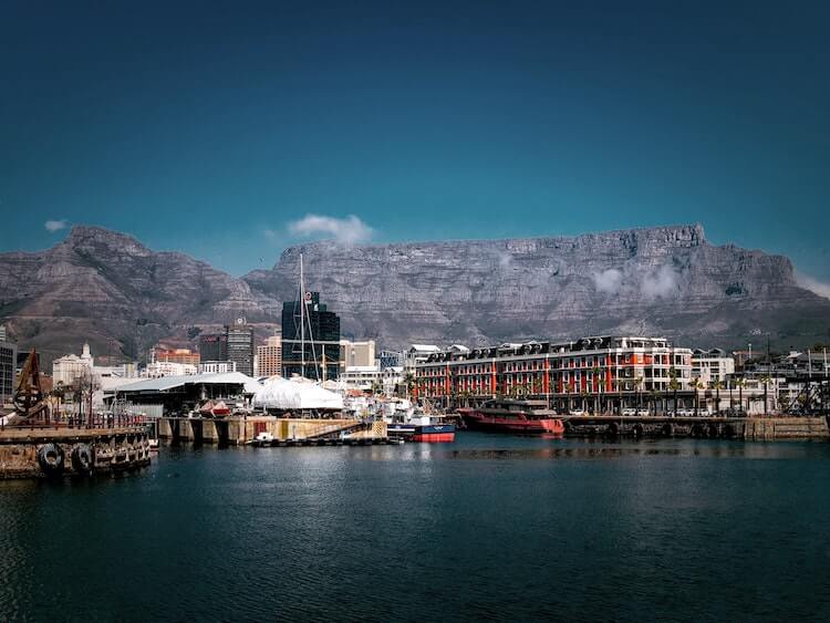 Table Mountain overlooking the V&A Waterfront