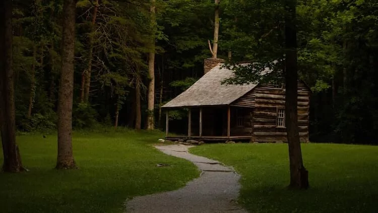 Cabin along Cades Cove