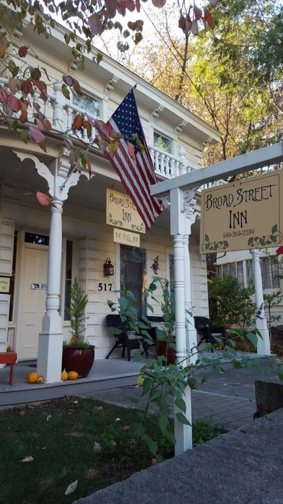 Broad Street Inn, Nevada City, CA