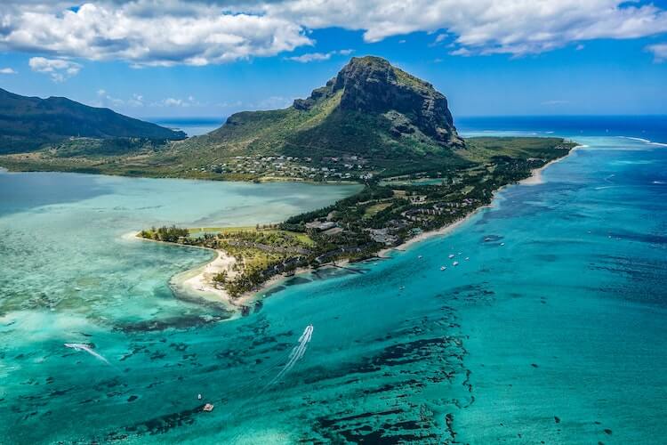 Mauritius clear water