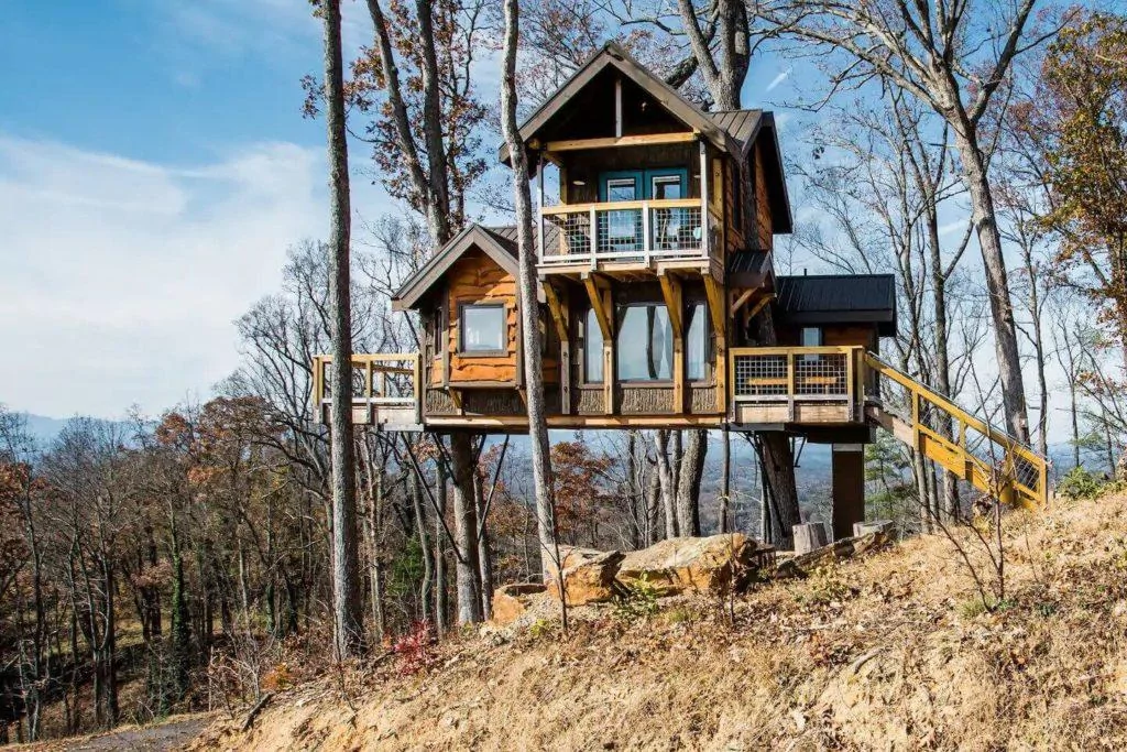 Asheville Airbnb Treehouse