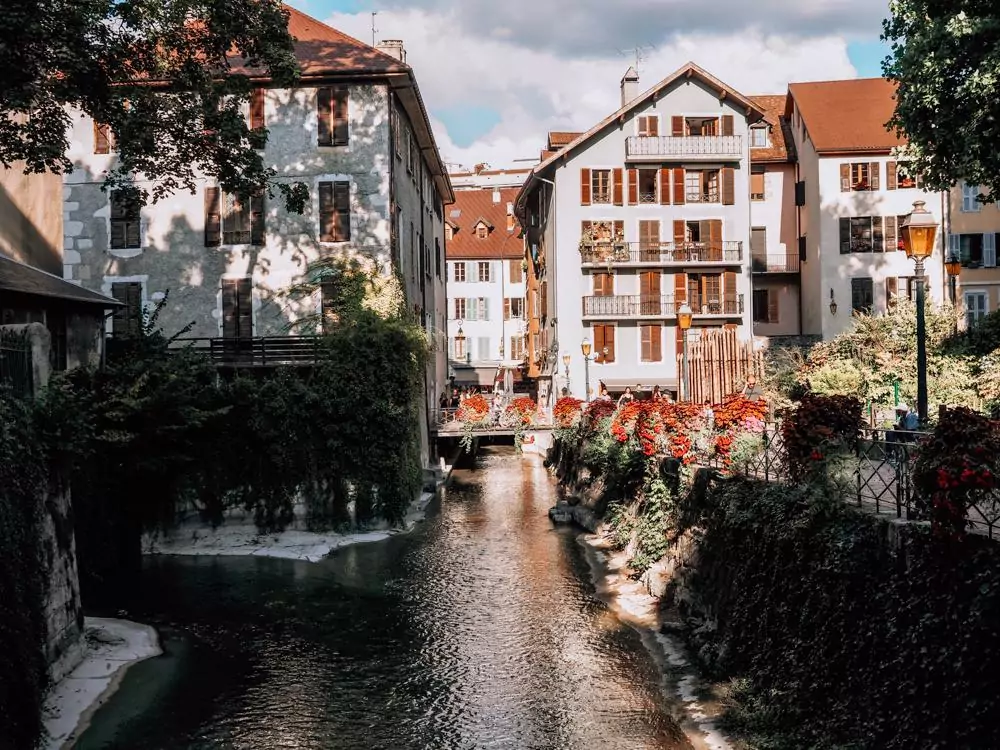 Smaller canals in Annecy