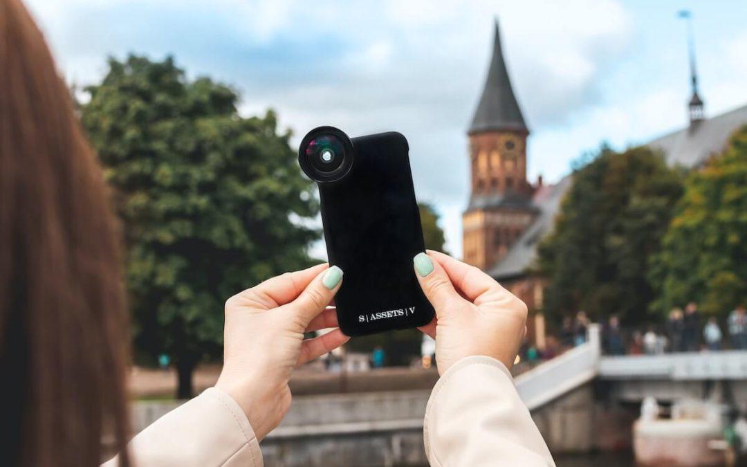 Social Media and Travel: Blessing or Curse?