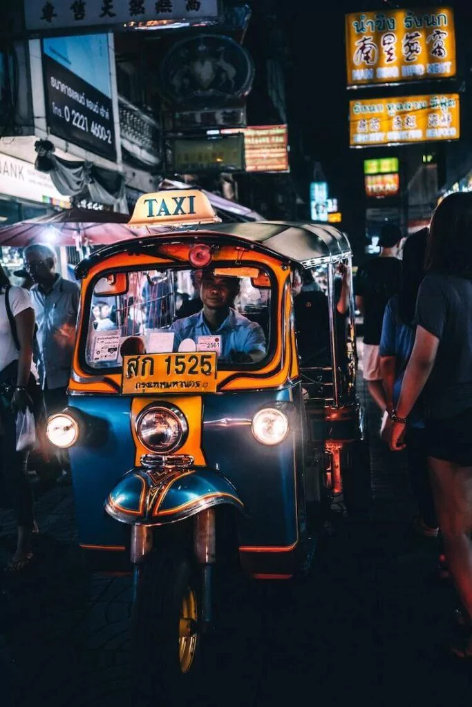 tuk tuk driver at night