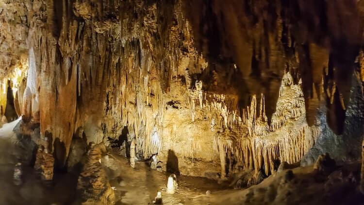 Caverns Near Shenandoah National Park