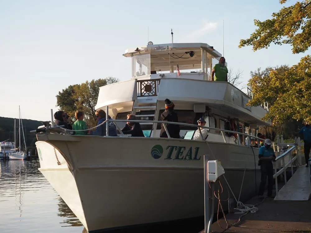 Sunset cruise boat for Cayuga Lake