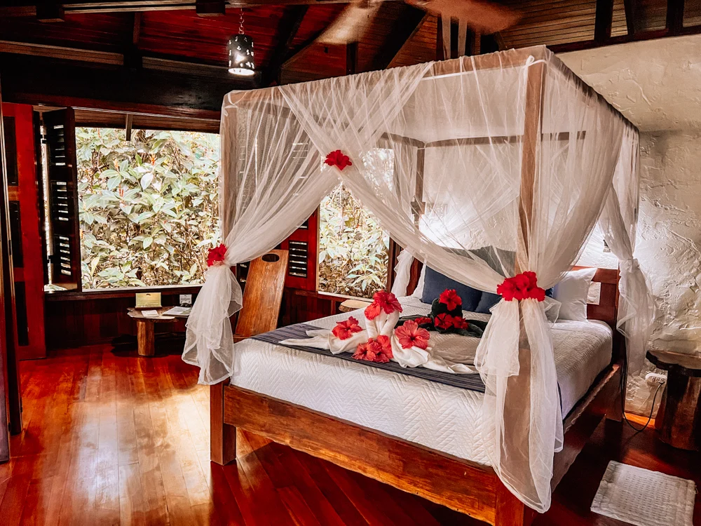 Open air cabin at Playa Nicuesa Rainforest Lodge