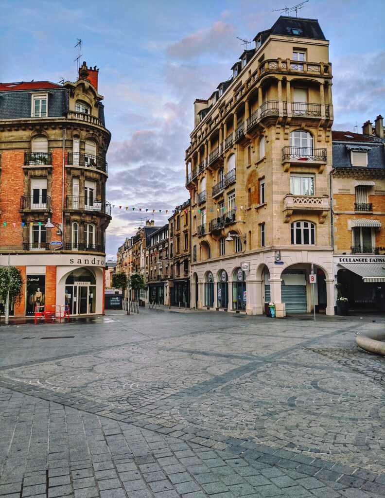 Honeymoon in France | Reims