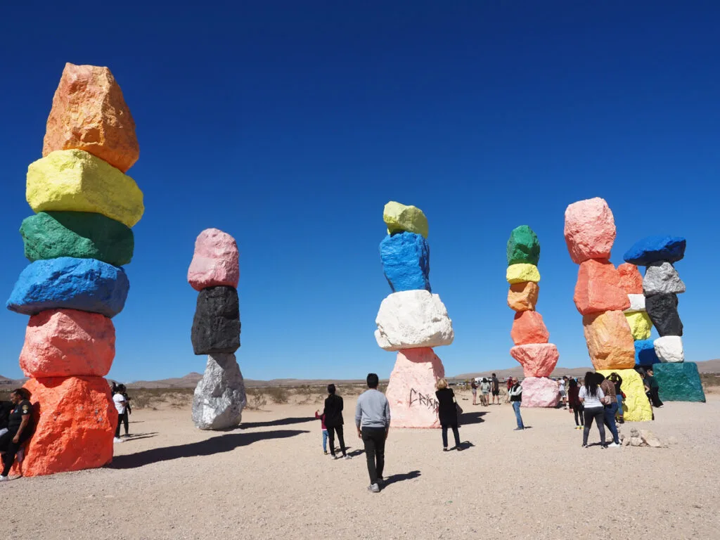 7 Magic Mountains near Vegas