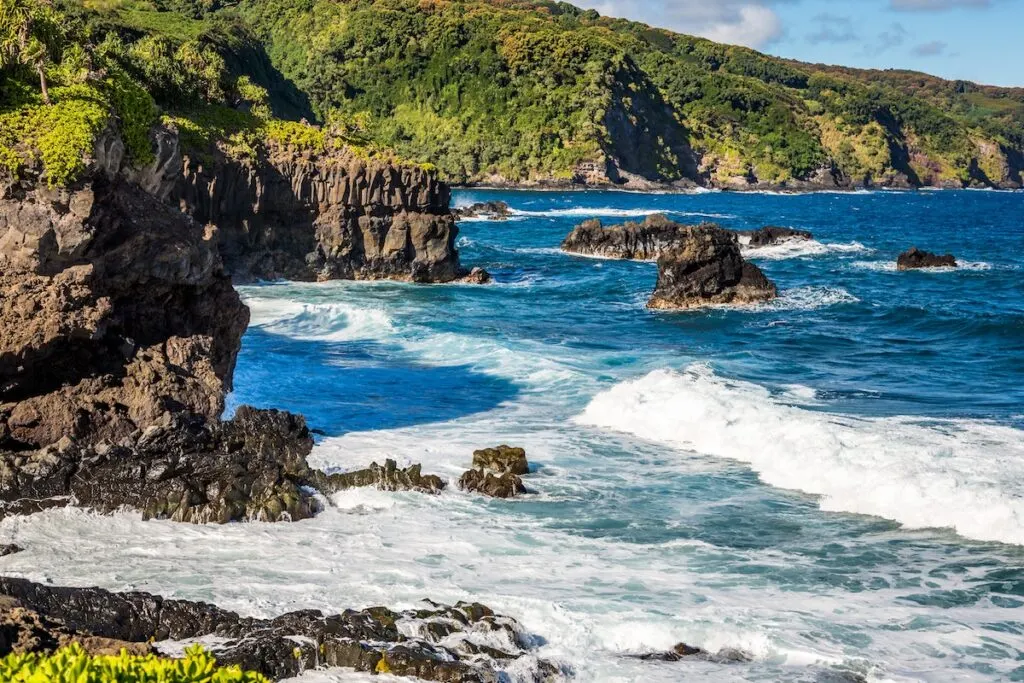 Coastal cliffs in Maui