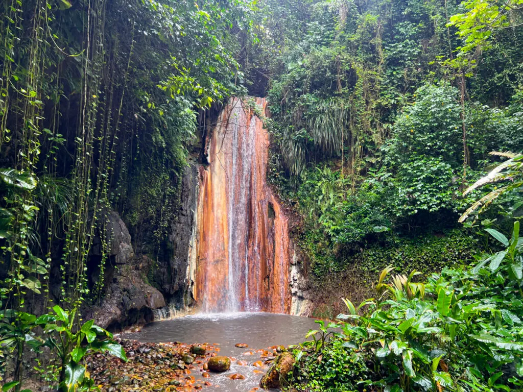 Diamond Waterfall and Botanical Park