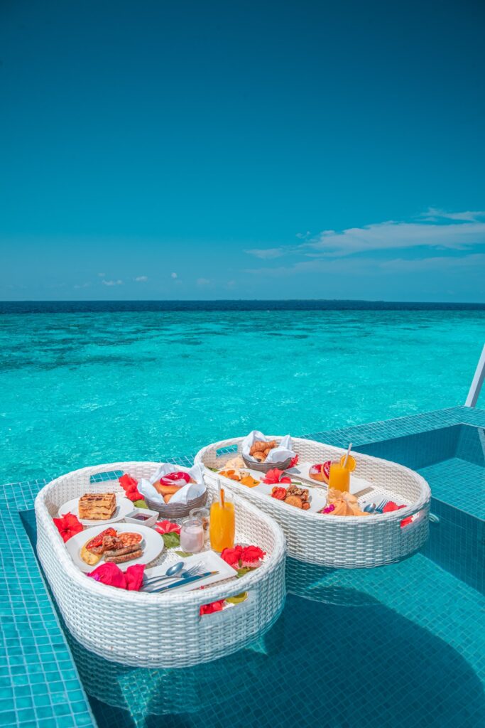 Floating breakfast in the Maldives