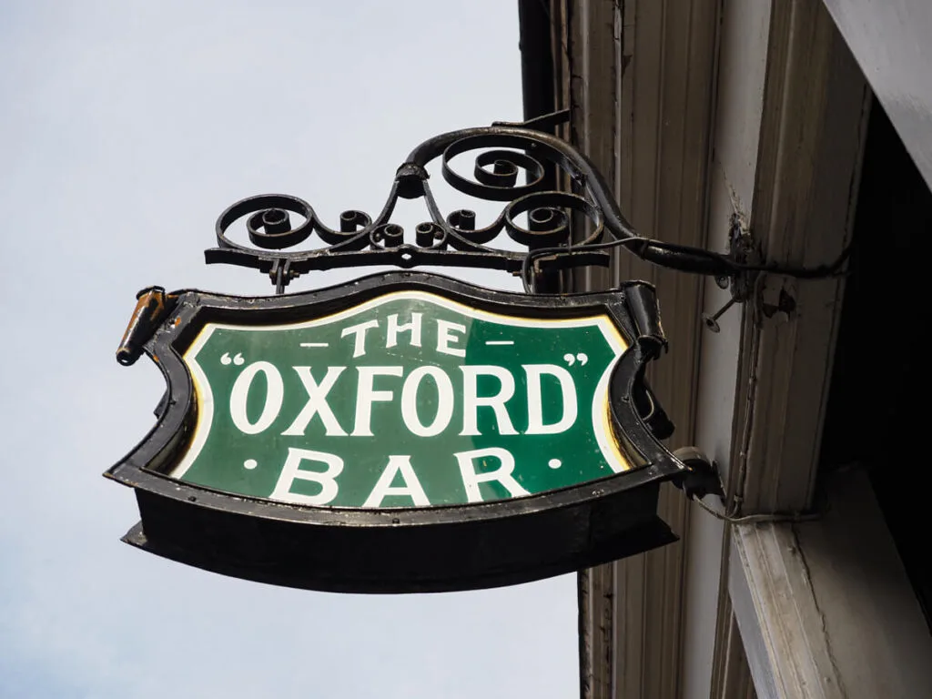 Oxford Bar sign