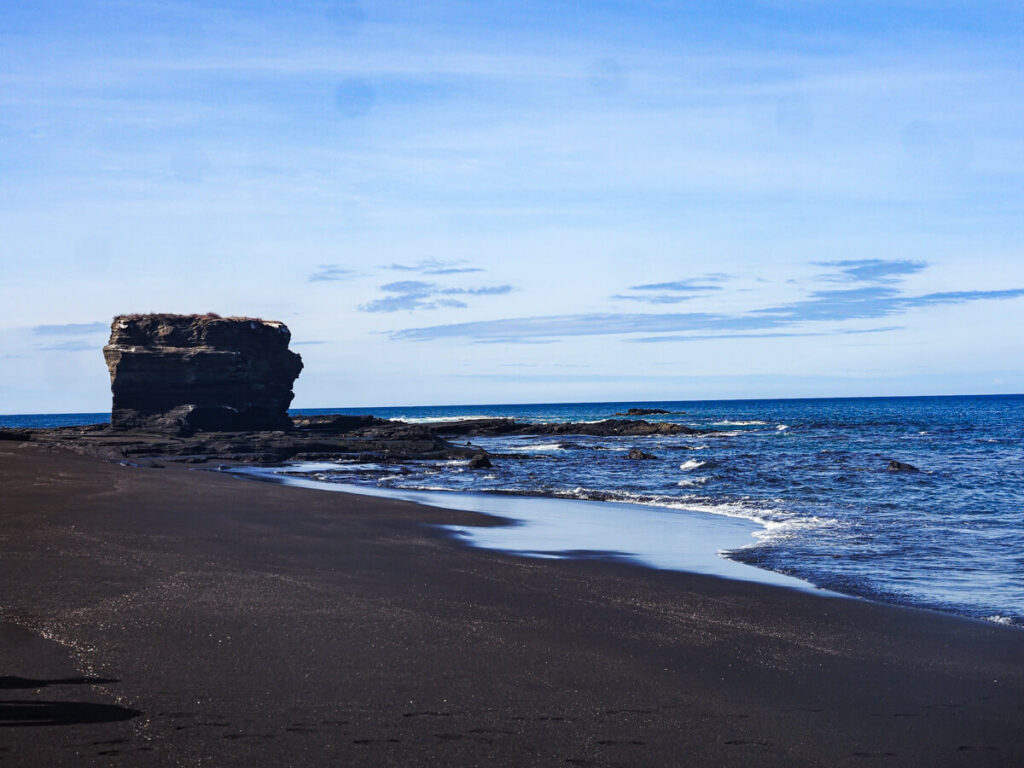 Puerto Egas beach