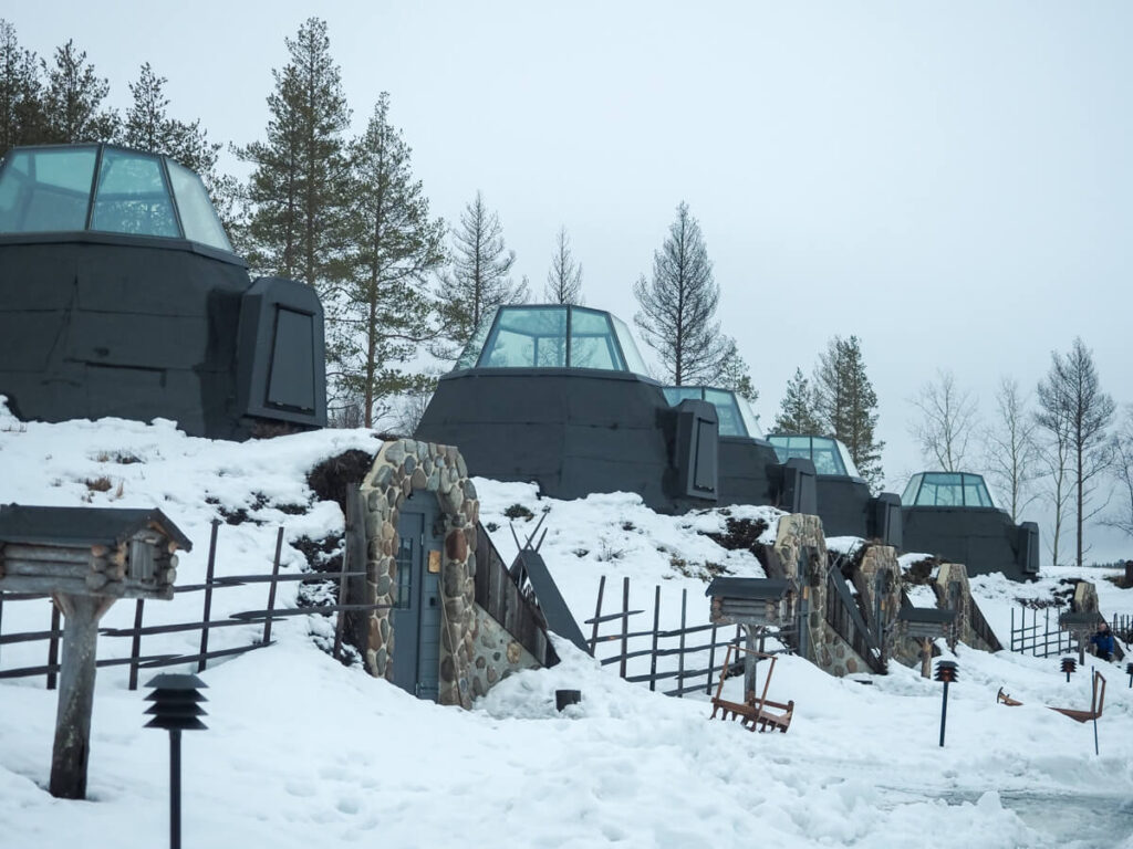 Glass igloos at Apukka Resort 3