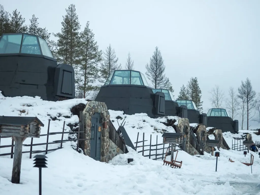 Glass igloos at Apukka Resort 3
