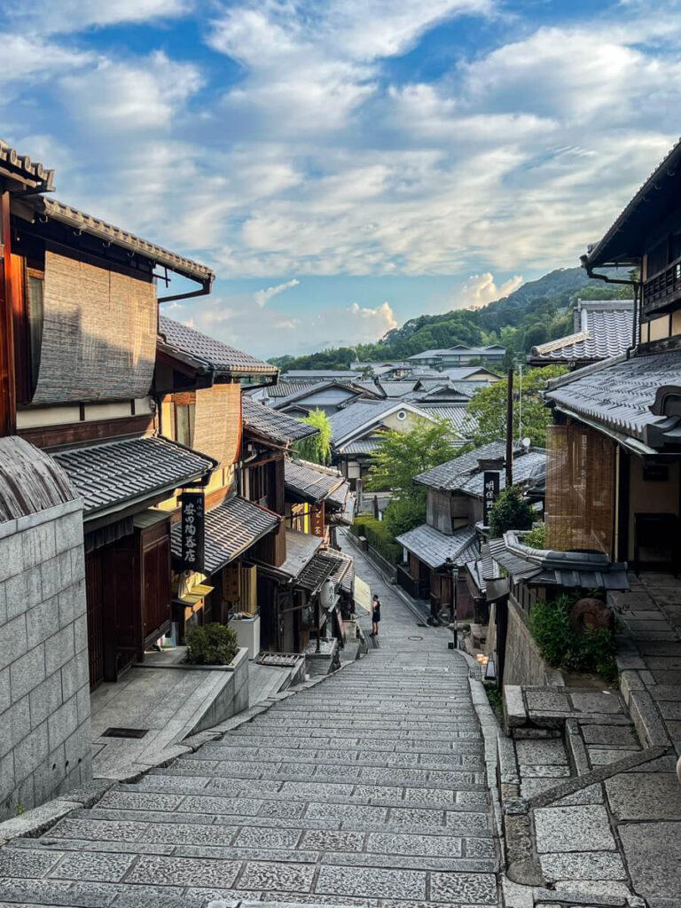 Early morning street in the Gion Discrict in Kyoto