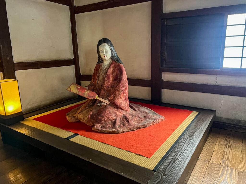 Princess Sen statue in a room at Himeji Castle