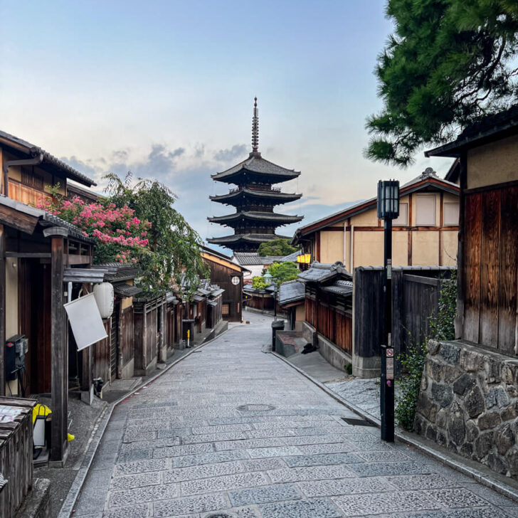 Yasaka Pagoda at sunrise in Kyoto